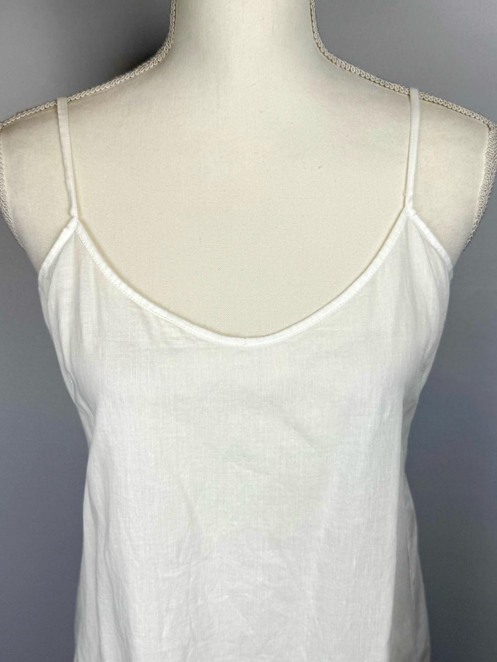 Juliet Dunn London White Cotton Slip Dress Chemise V-Neck Lightweight Small - Picture 5 of 11